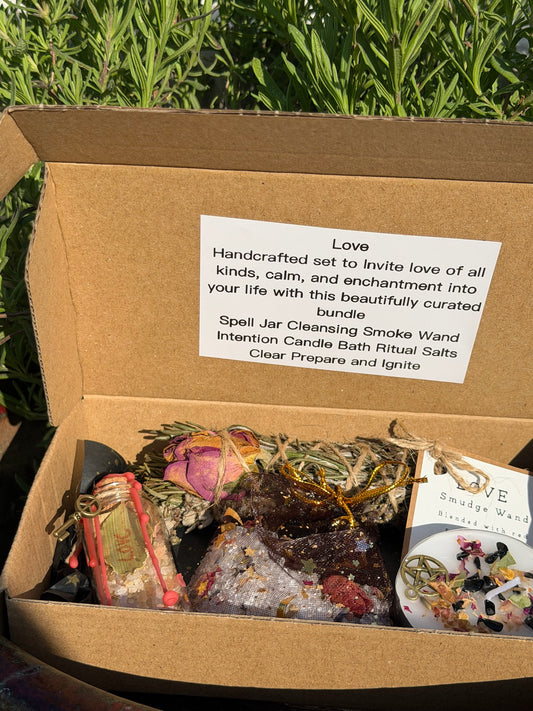 Witches Ritual Love Bundle | Attract - self love - Deepen Love - Open to Love